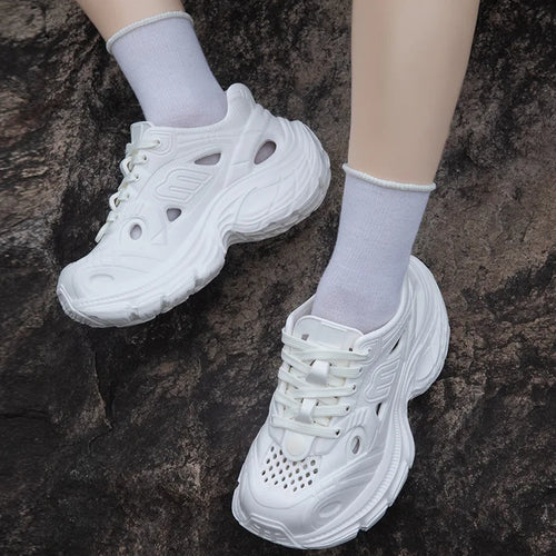 2025 Women's Summer Sports Shoes Fashionable and Versatile Outdoor Casual Breathable Hollow Breathable Women's Shoes